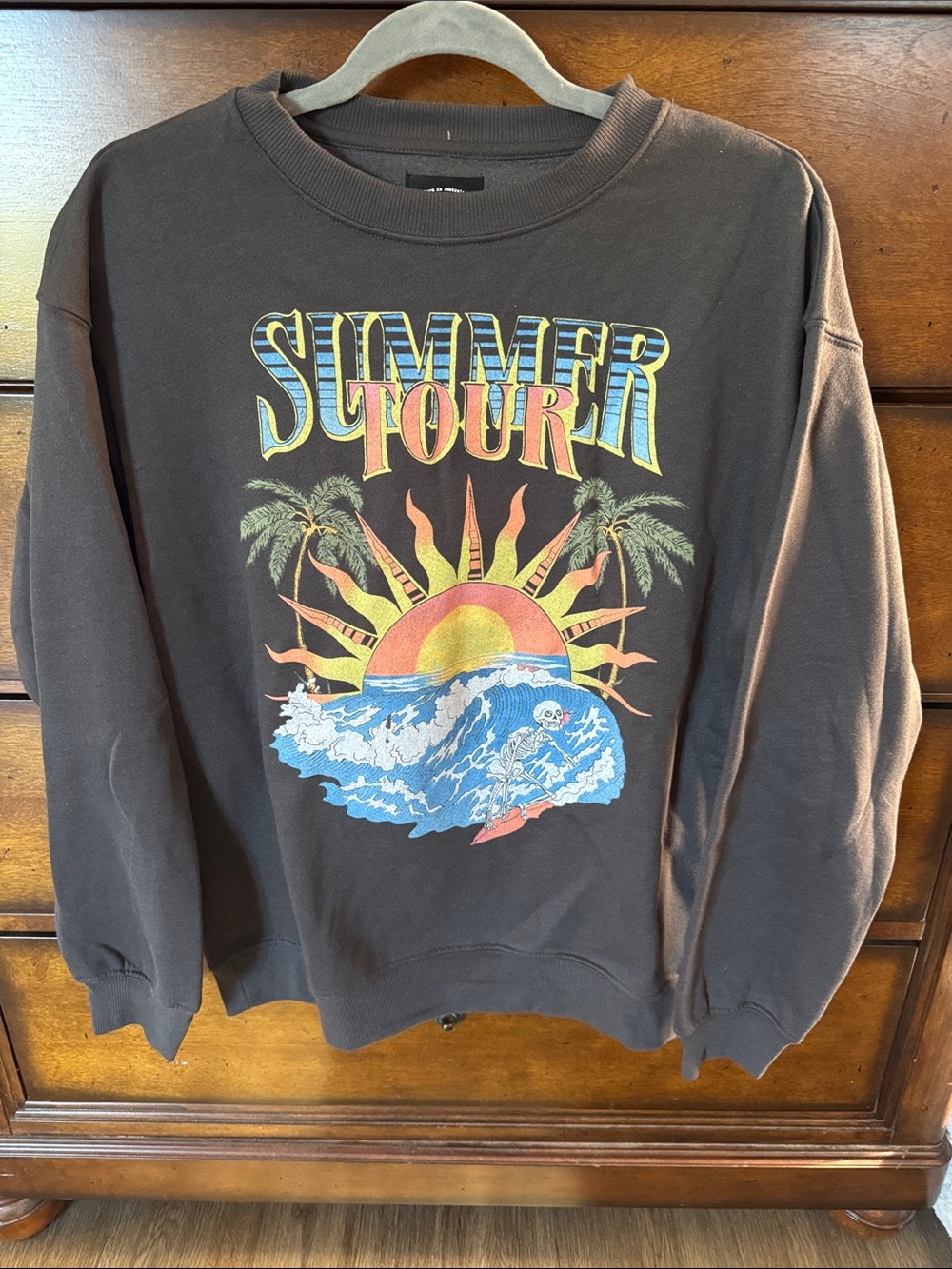 Billabong crew neck sweatshirt
